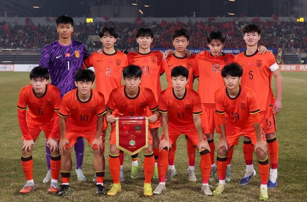 中国男足难得出线了！又一轮循环往复开始了吗？|中国队|世少赛|U17亚洲杯|日本足球|何思凡_新浪新闻